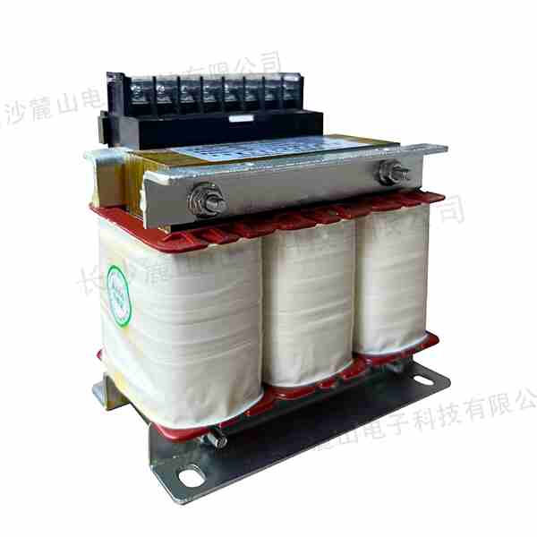 外施耐壓試驗(yàn)是怎樣進(jìn)行的？