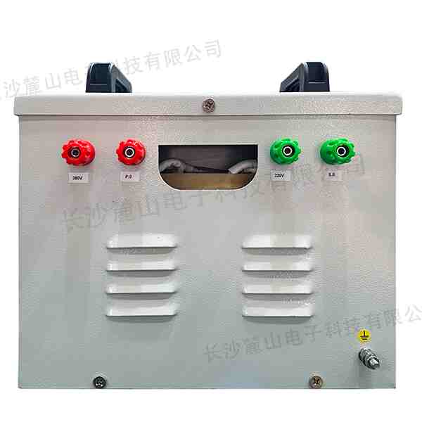 為什么在輸送過程中需要充氮并拆卸套管等部件？ 在真空注油時，為什么需要拆除儲油柜和安全氣道？