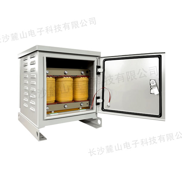 交錯式排列時，繞組的漏磁通及產(chǎn)生的電磁力如何分布?