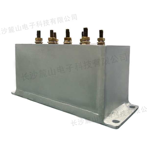 變壓器在運行中應(yīng)該做哪幾種測試？